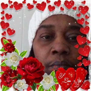 Meet your Posher, Yvette